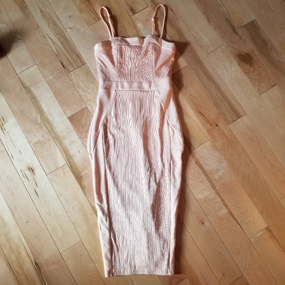 ASOS Dresses & Skirts - 👗NWT Asos pink form fitting sleeveless dress sz 0